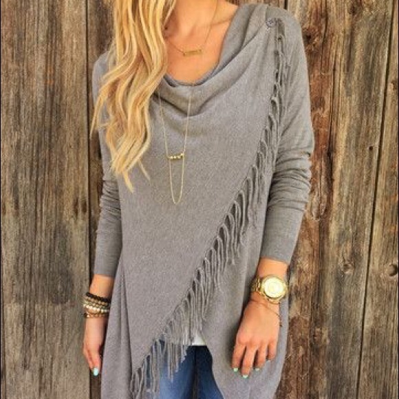 Love Stitch Sweaters - Lovestitch fringe sweater